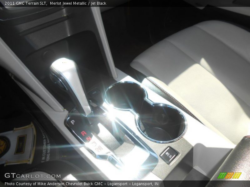 Merlot Jewel Metallic / Jet Black 2011 GMC Terrain SLT