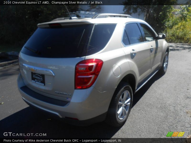 Champagne Silver Metallic / Jet Black 2016 Chevrolet Equinox LT AWD