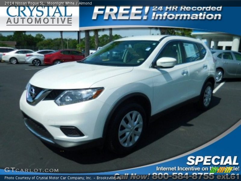 Moonlight White / Almond 2014 Nissan Rogue SL