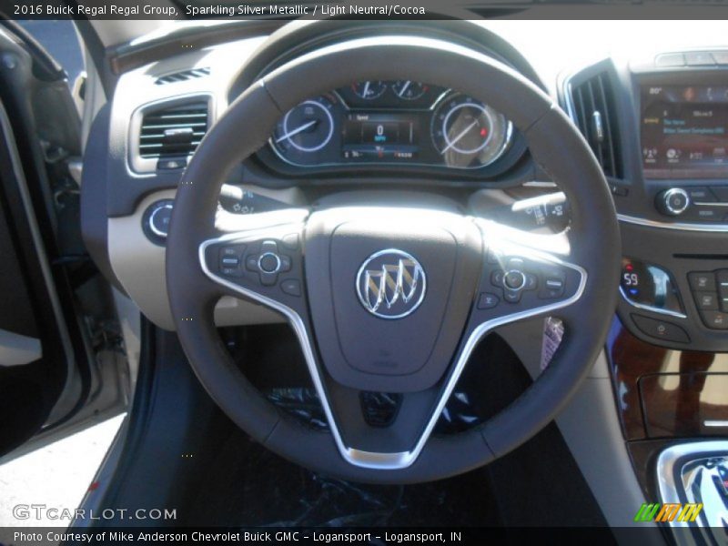 Sparkling Silver Metallic / Light Neutral/Cocoa 2016 Buick Regal Regal Group