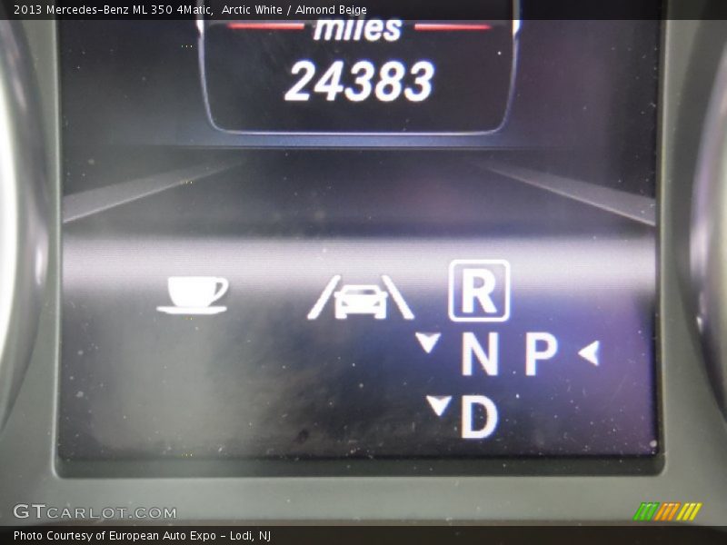 Arctic White / Almond Beige 2013 Mercedes-Benz ML 350 4Matic