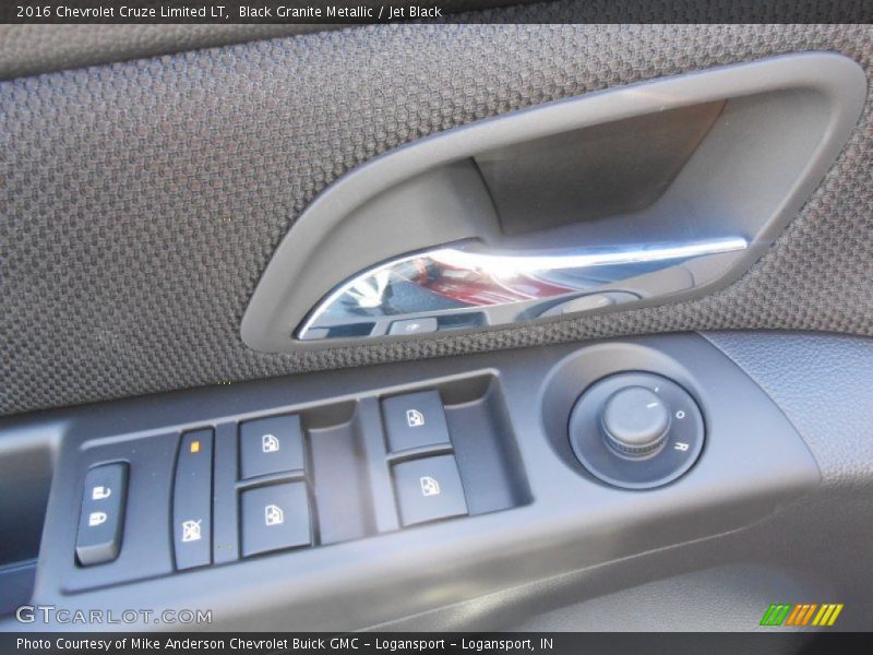 Black Granite Metallic / Jet Black 2016 Chevrolet Cruze Limited LT