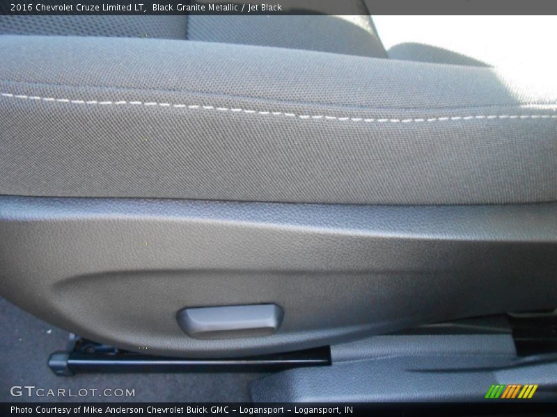 Black Granite Metallic / Jet Black 2016 Chevrolet Cruze Limited LT