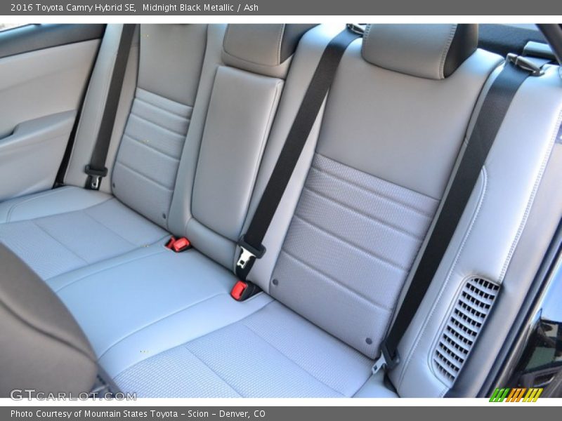 Midnight Black Metallic / Ash 2016 Toyota Camry Hybrid SE