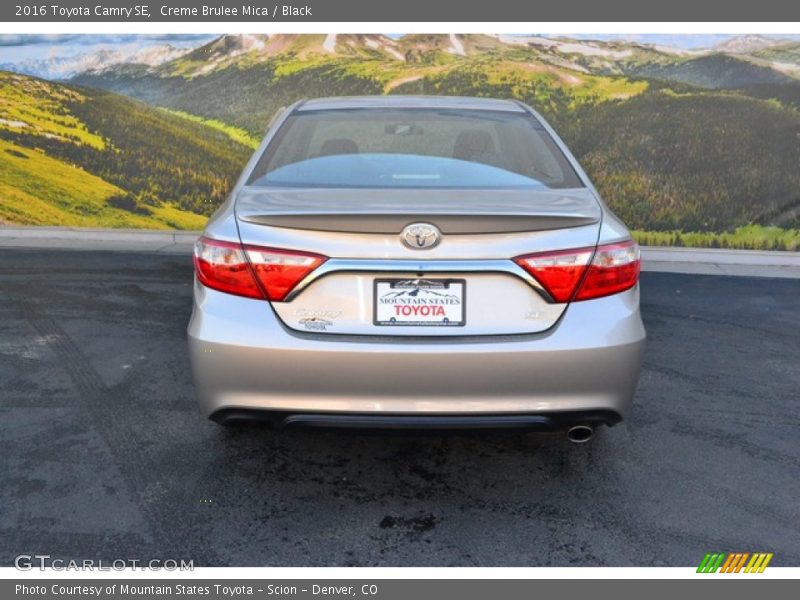 Creme Brulee Mica / Black 2016 Toyota Camry SE