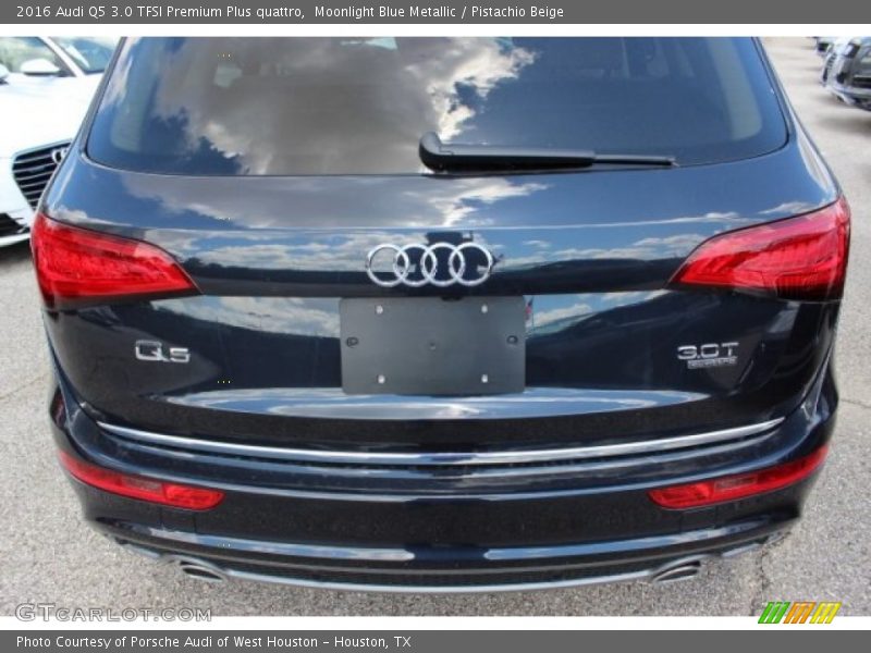 Moonlight Blue Metallic / Pistachio Beige 2016 Audi Q5 3.0 TFSI Premium Plus quattro
