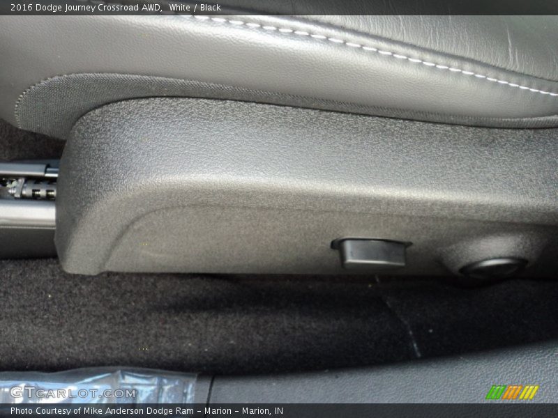 White / Black 2016 Dodge Journey Crossroad AWD