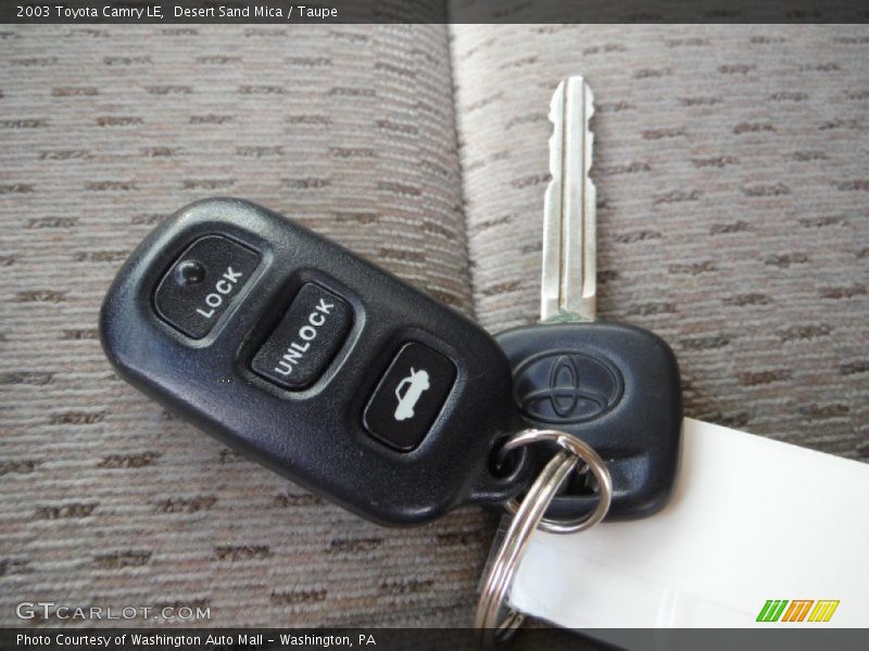 Desert Sand Mica / Taupe 2003 Toyota Camry LE