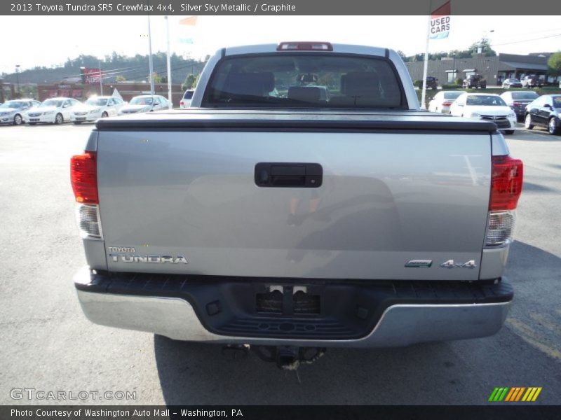 Silver Sky Metallic / Graphite 2013 Toyota Tundra SR5 CrewMax 4x4