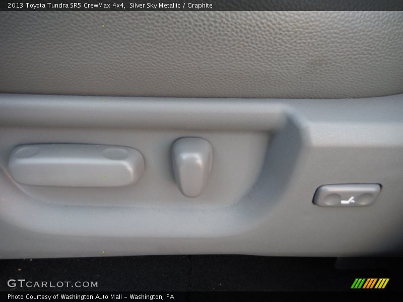 Silver Sky Metallic / Graphite 2013 Toyota Tundra SR5 CrewMax 4x4