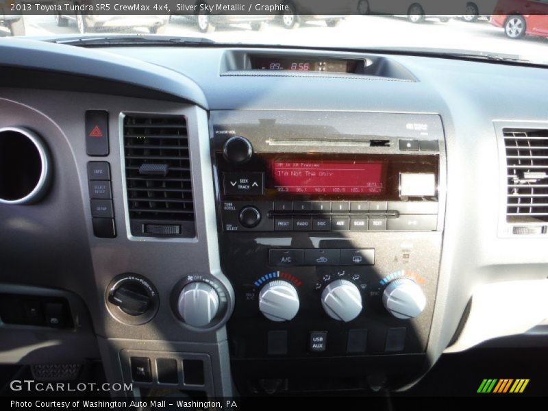 Silver Sky Metallic / Graphite 2013 Toyota Tundra SR5 CrewMax 4x4