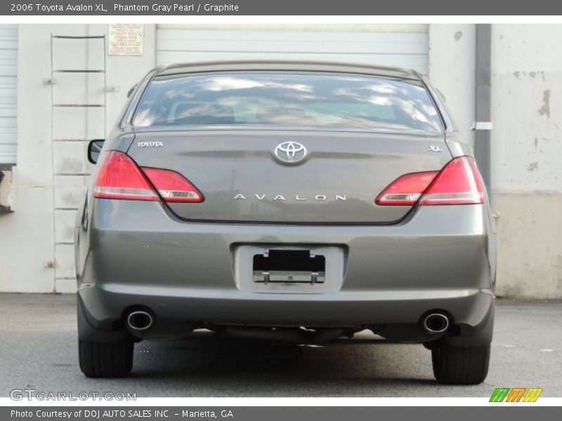 Phantom Gray Pearl / Graphite 2006 Toyota Avalon XL