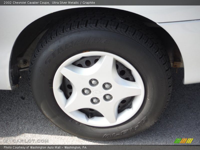 Ultra Silver Metallic / Graphite 2002 Chevrolet Cavalier Coupe