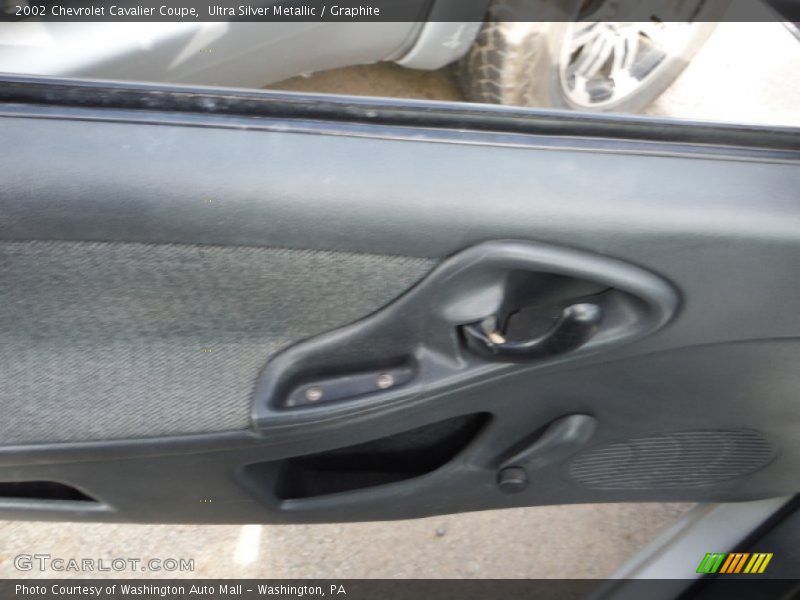 Ultra Silver Metallic / Graphite 2002 Chevrolet Cavalier Coupe