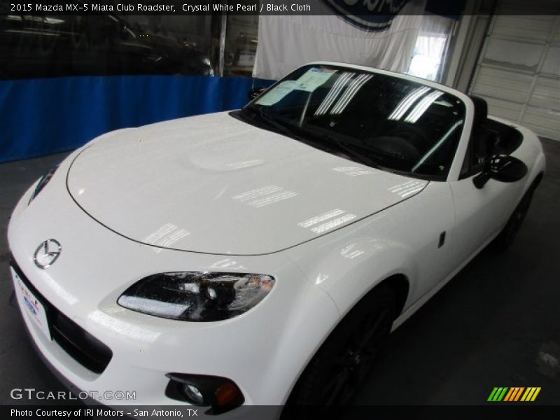 Crystal White Pearl / Black Cloth 2015 Mazda MX-5 Miata Club Roadster