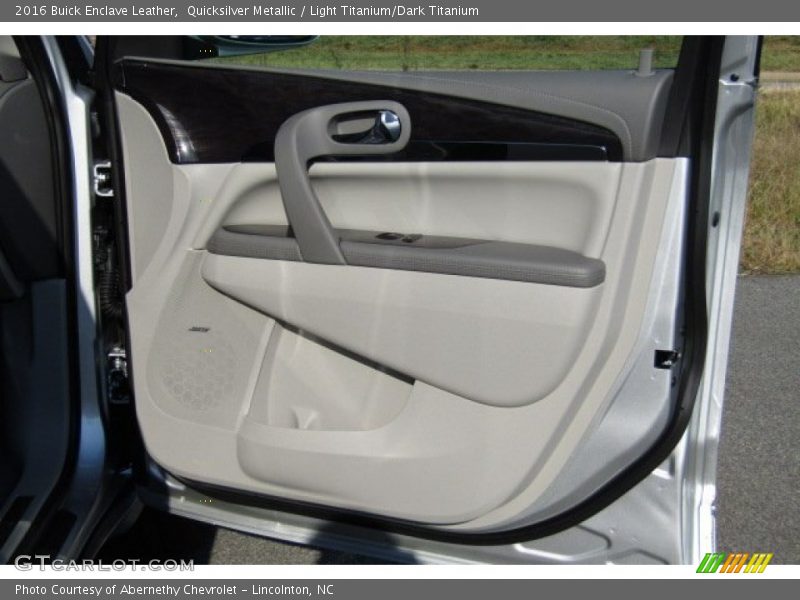 Quicksilver Metallic / Light Titanium/Dark Titanium 2016 Buick Enclave Leather