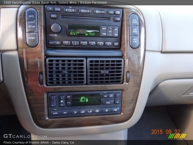 Oxford White / Medium Parchment 2005 Ford Explorer Eddie Bauer 4x4