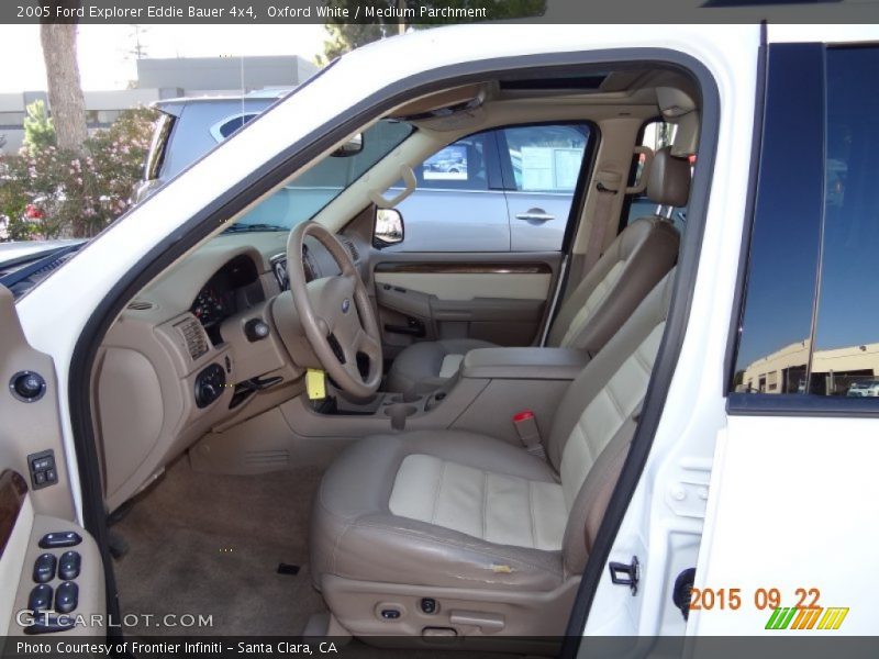Oxford White / Medium Parchment 2005 Ford Explorer Eddie Bauer 4x4