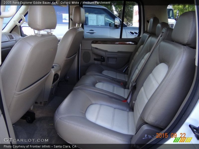 Oxford White / Medium Parchment 2005 Ford Explorer Eddie Bauer 4x4