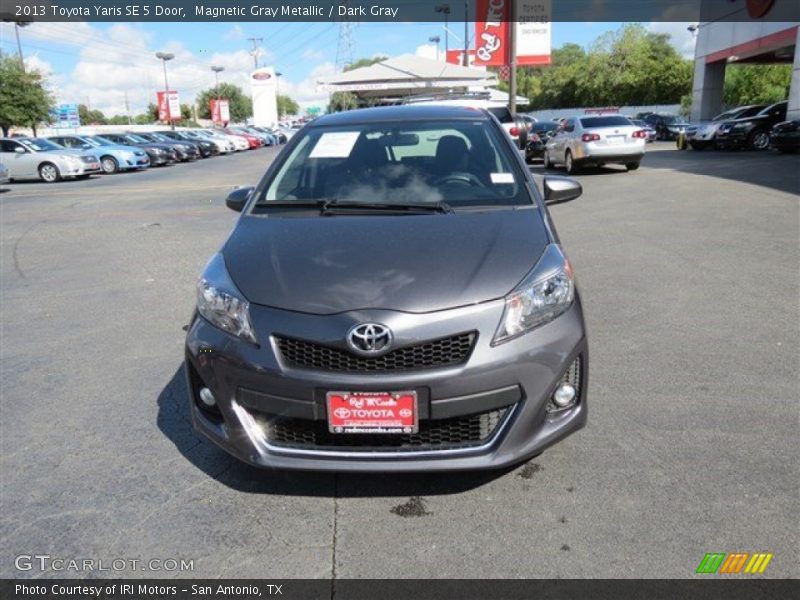 Magnetic Gray Metallic / Dark Gray 2013 Toyota Yaris SE 5 Door