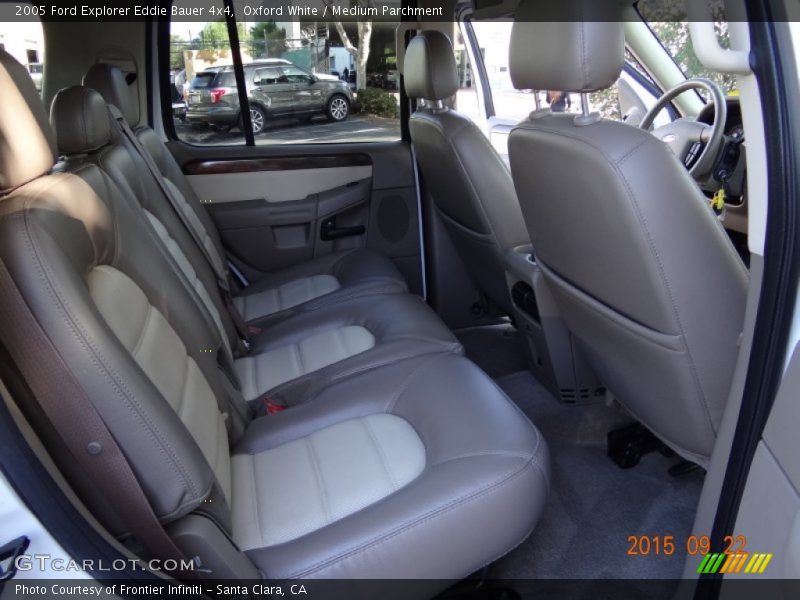Oxford White / Medium Parchment 2005 Ford Explorer Eddie Bauer 4x4
