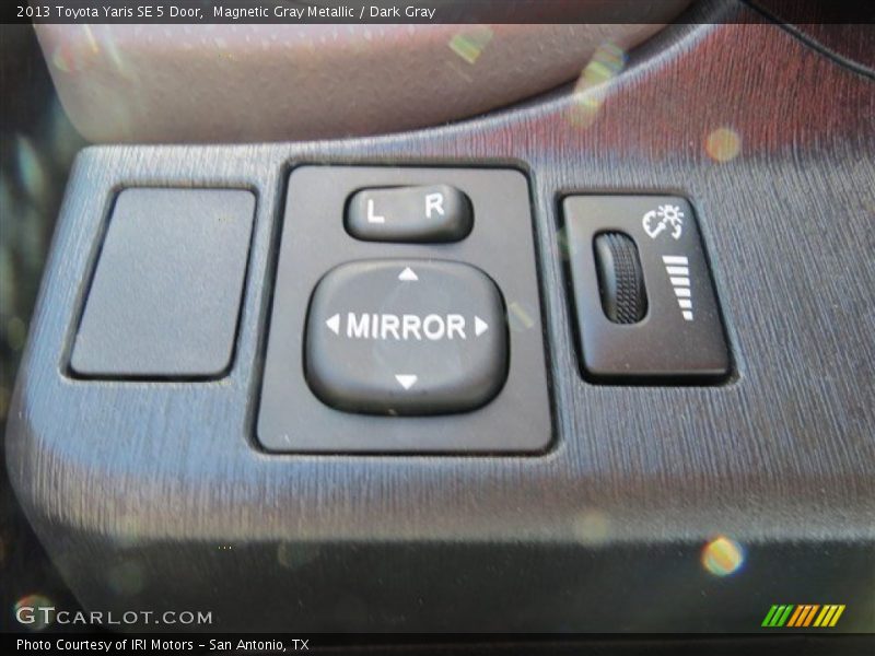 Magnetic Gray Metallic / Dark Gray 2013 Toyota Yaris SE 5 Door