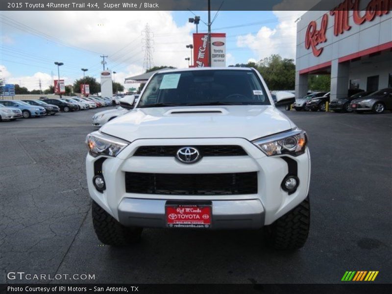 Super White / Black 2015 Toyota 4Runner Trail 4x4