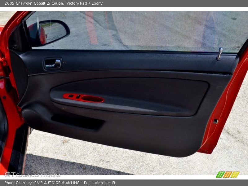 Victory Red / Ebony 2005 Chevrolet Cobalt LS Coupe