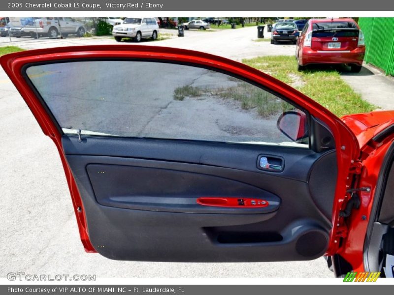 Victory Red / Ebony 2005 Chevrolet Cobalt LS Coupe