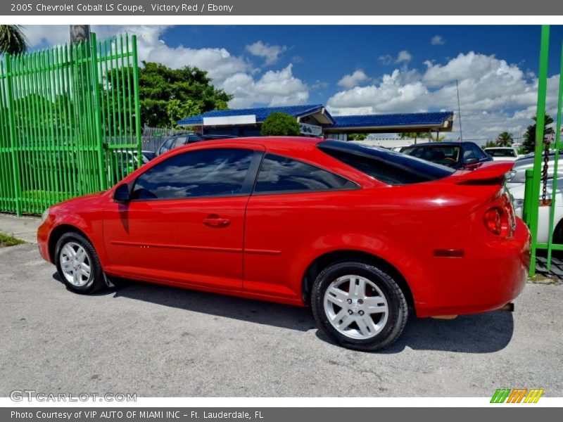 Victory Red / Ebony 2005 Chevrolet Cobalt LS Coupe