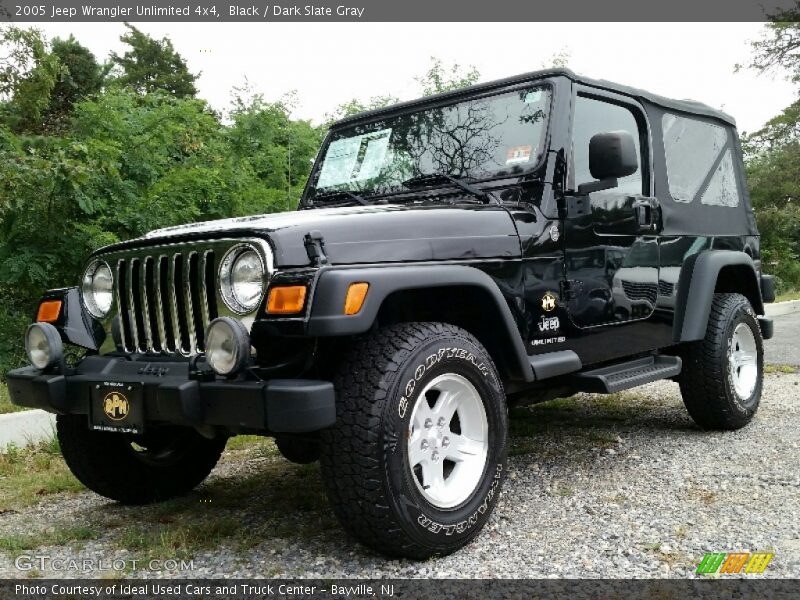 Black / Dark Slate Gray 2005 Jeep Wrangler Unlimited 4x4