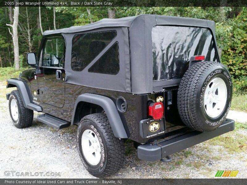 Black / Dark Slate Gray 2005 Jeep Wrangler Unlimited 4x4