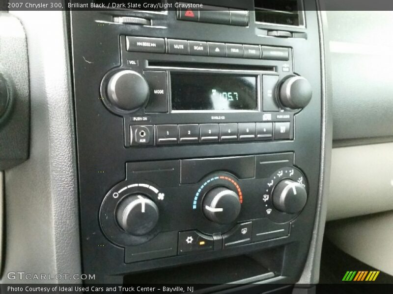 Brilliant Black / Dark Slate Gray/Light Graystone 2007 Chrysler 300