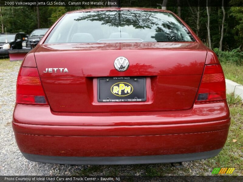 Canyon Red Metallic / Black 2000 Volkswagen Jetta GLS Sedan