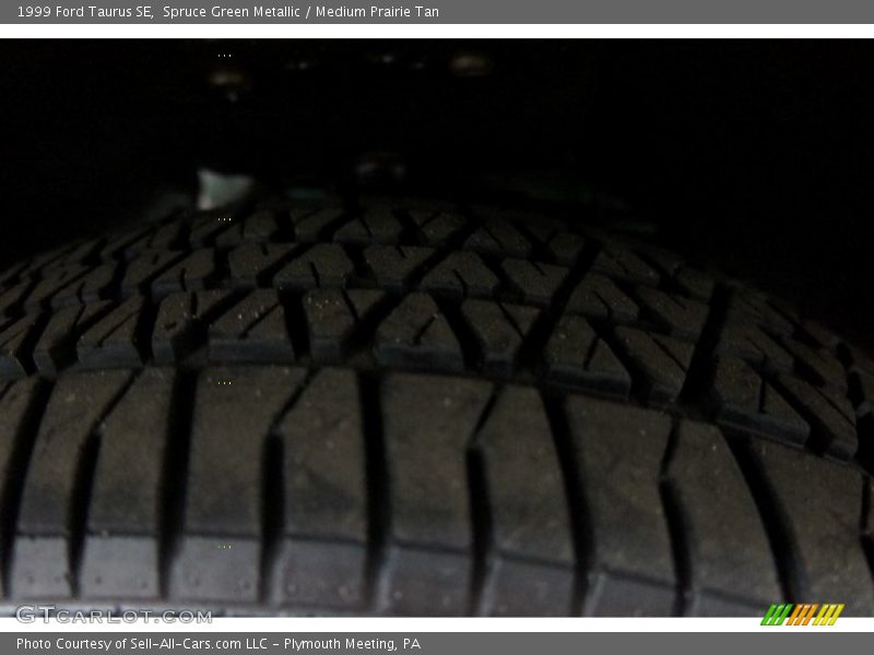 Spruce Green Metallic / Medium Prairie Tan 1999 Ford Taurus SE