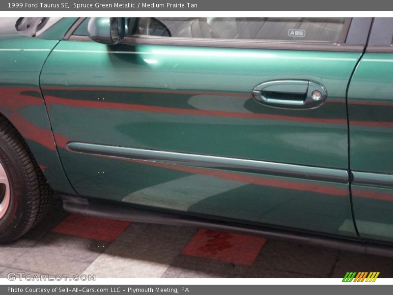 Spruce Green Metallic / Medium Prairie Tan 1999 Ford Taurus SE