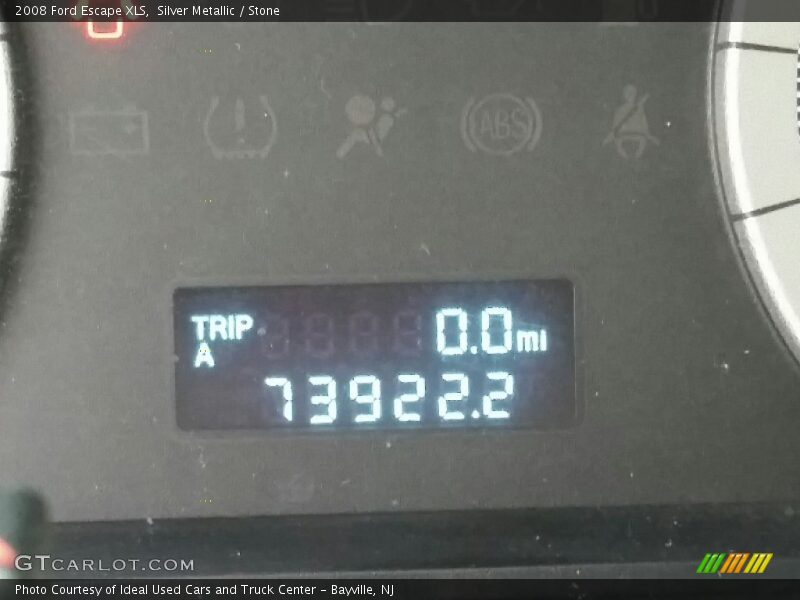 Silver Metallic / Stone 2008 Ford Escape XLS