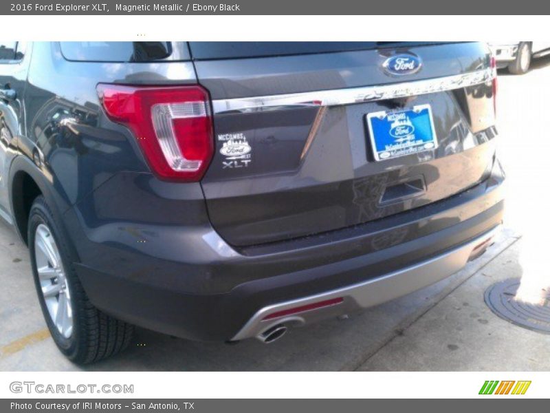 Magnetic Metallic / Ebony Black 2016 Ford Explorer XLT