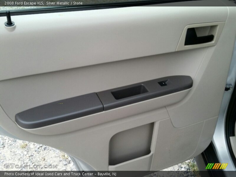 Silver Metallic / Stone 2008 Ford Escape XLS