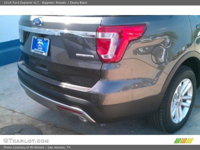 Magnetic Metallic / Ebony Black 2016 Ford Explorer XLT