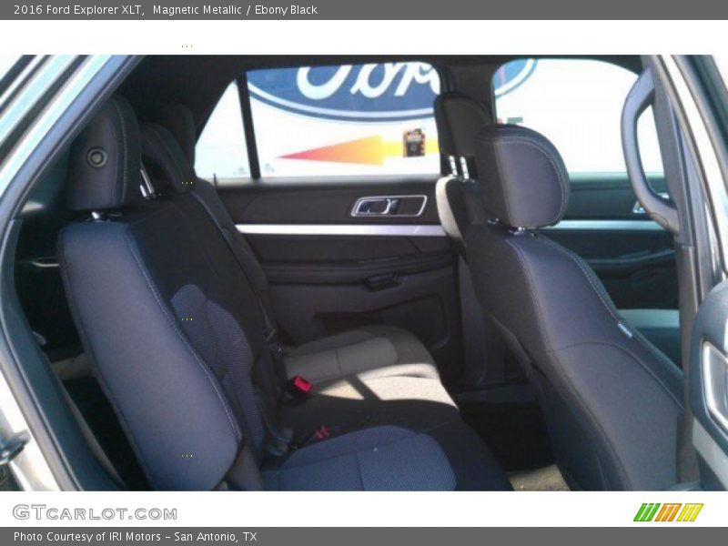 Magnetic Metallic / Ebony Black 2016 Ford Explorer XLT