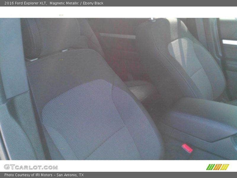 Magnetic Metallic / Ebony Black 2016 Ford Explorer XLT