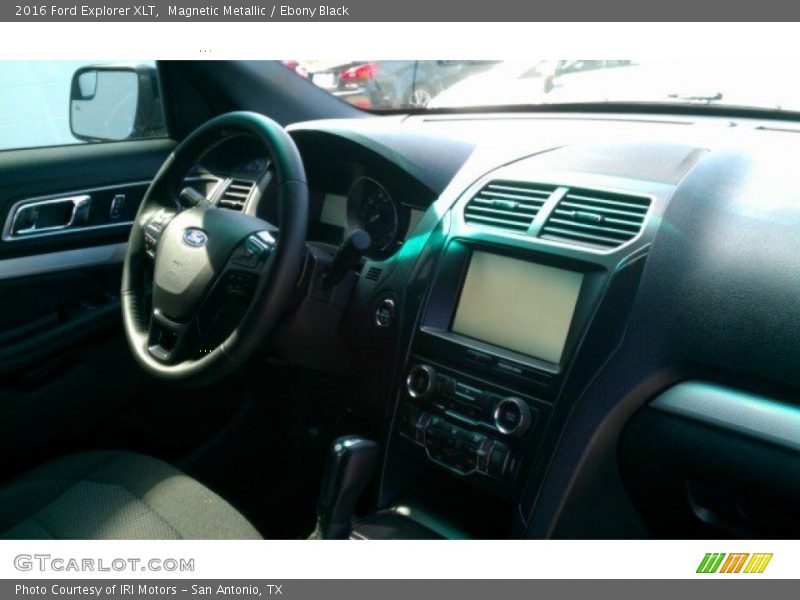 Magnetic Metallic / Ebony Black 2016 Ford Explorer XLT