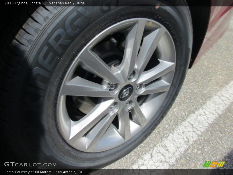  2016 Sonata SE Wheel