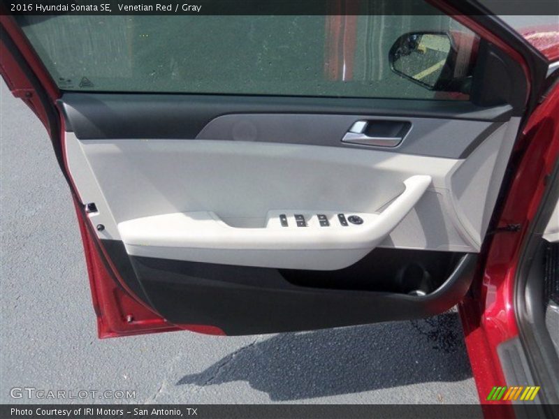 Venetian Red / Gray 2016 Hyundai Sonata SE