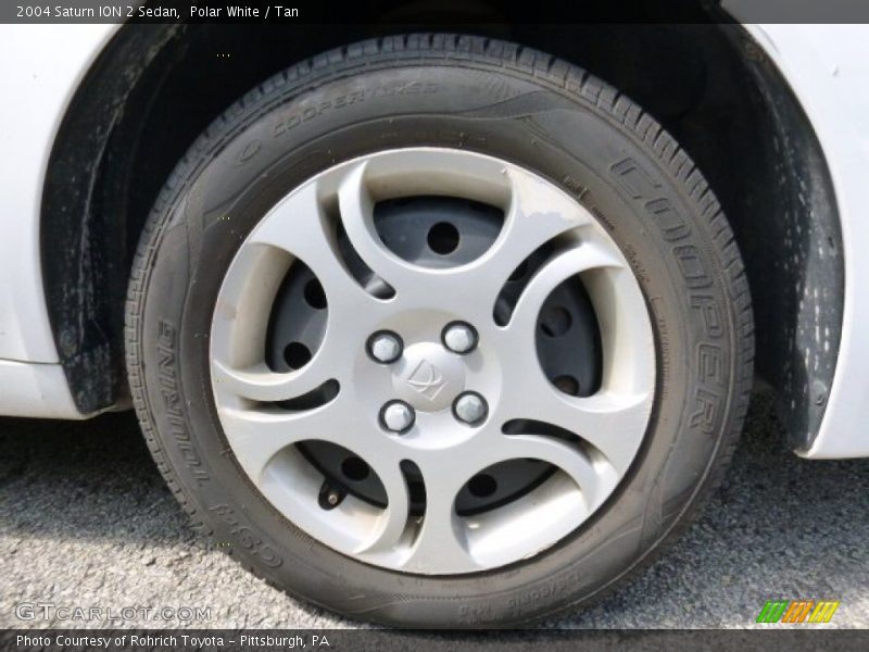 Polar White / Tan 2004 Saturn ION 2 Sedan