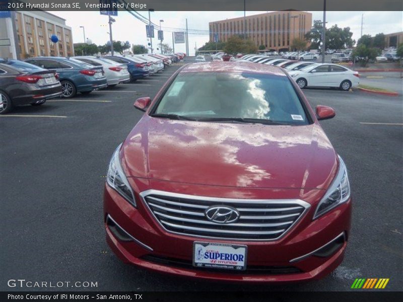Venetian Red / Beige 2016 Hyundai Sonata SE