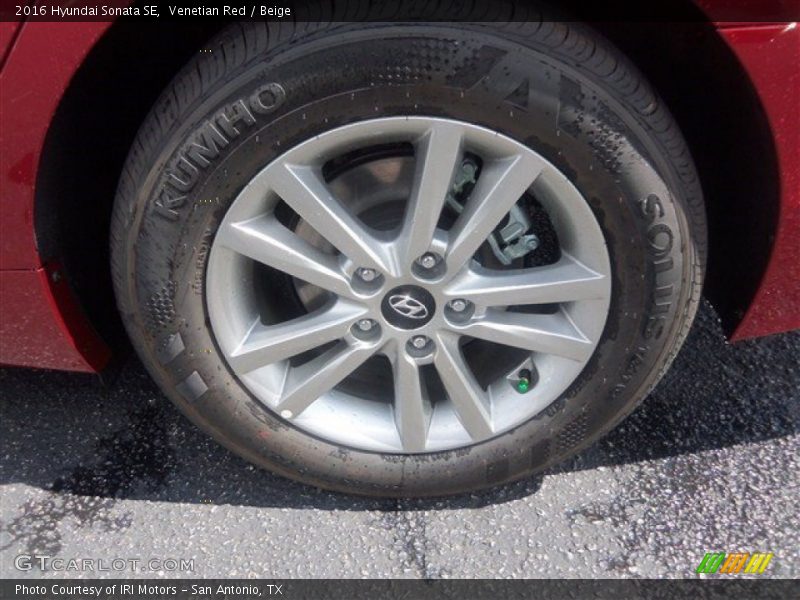  2016 Sonata SE Wheel