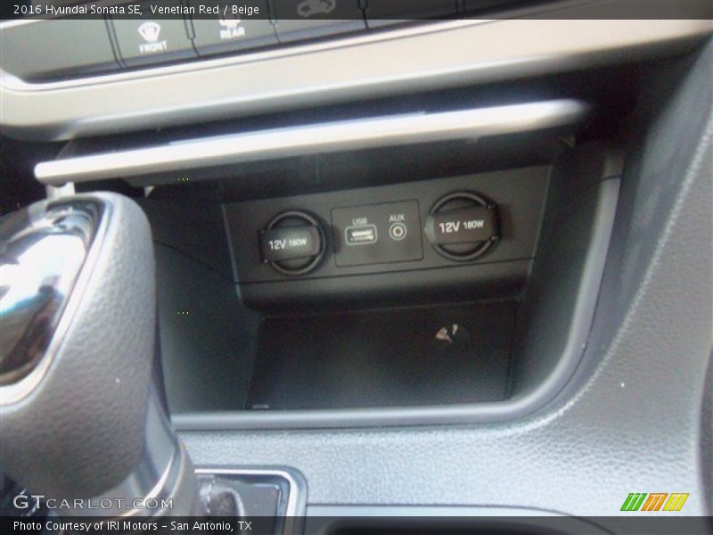 Venetian Red / Beige 2016 Hyundai Sonata SE