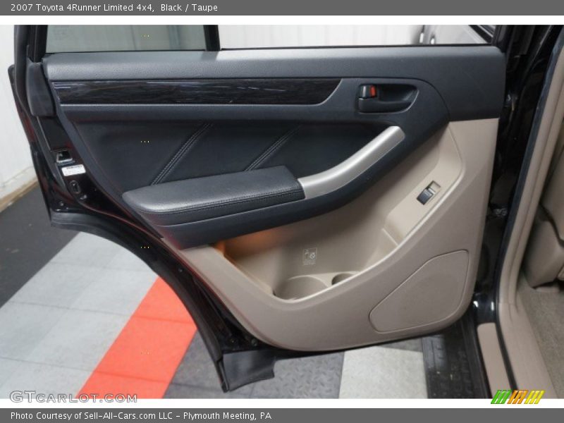 Black / Taupe 2007 Toyota 4Runner Limited 4x4